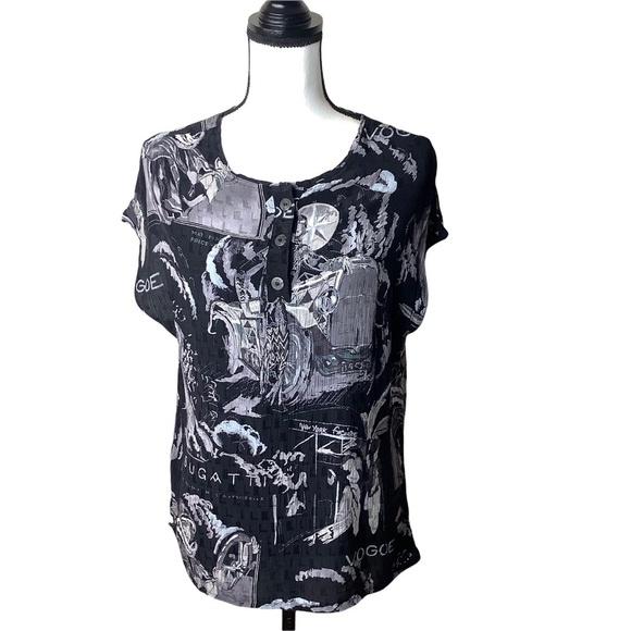 Vintage NY Vogue Bugatti Car Themed Viscose Short Sleeve  Blouse Women's M/L - Picture 1 of 10